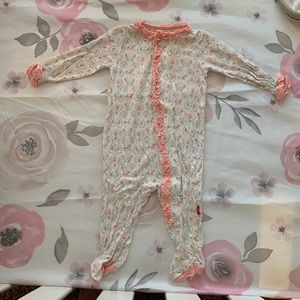 Magnetic Me footie, 0-3 months